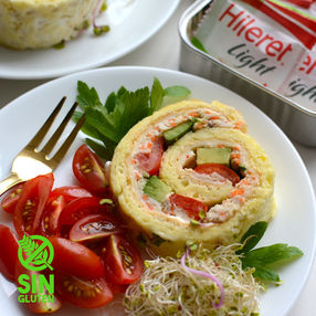 Pionono Sin Gluten con Relleno de Pollo, Palta y Queso