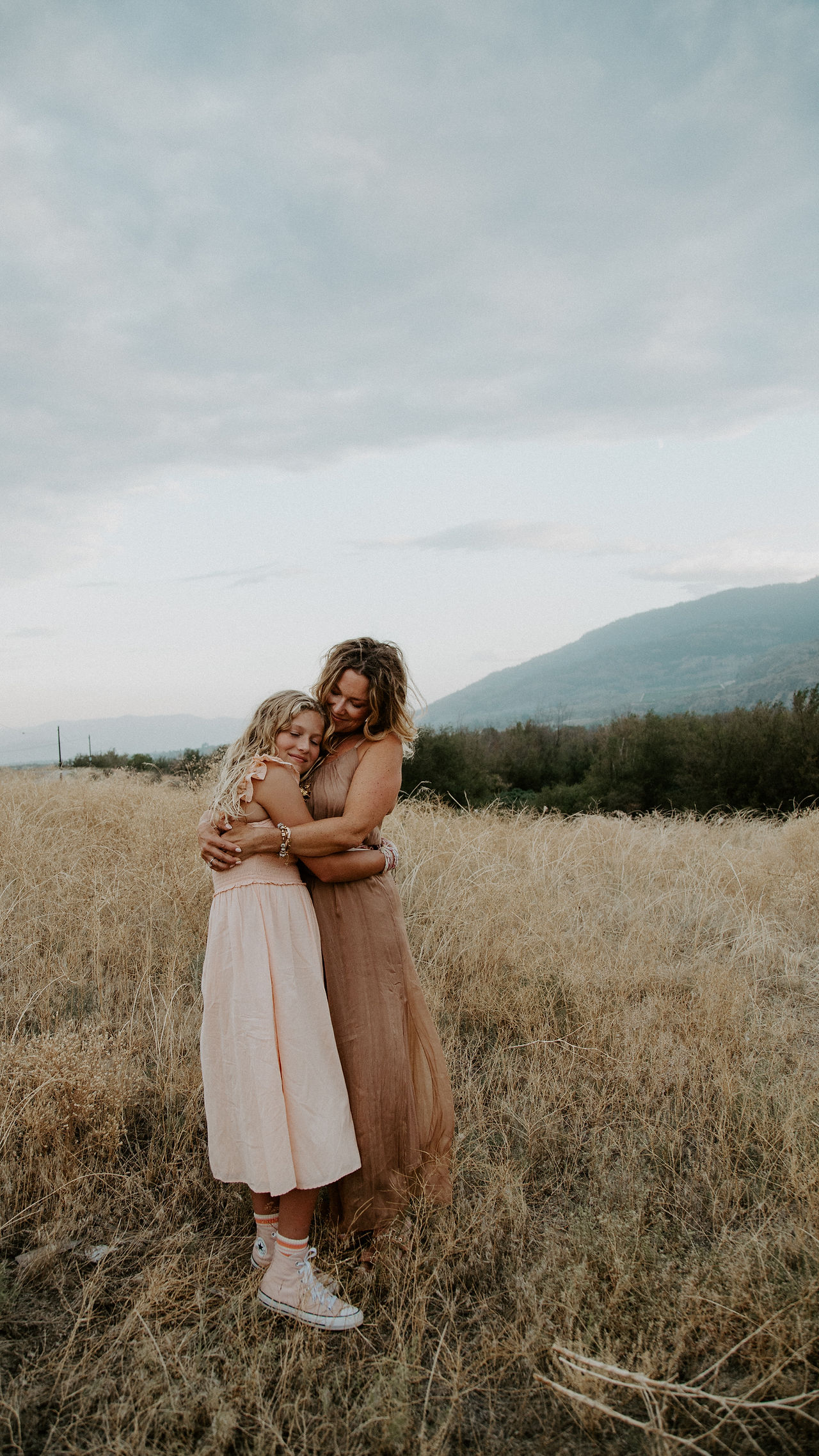 Okanagan Family Photographer, editorial family photography in the Okanagan