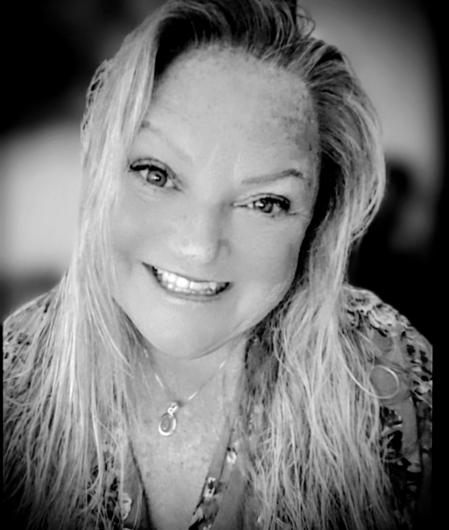 Writer: Tama Thérèse