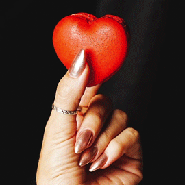 Heart-Macaroon.gif