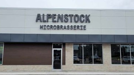 2023-8 Brasserie Alpenstock .jpg