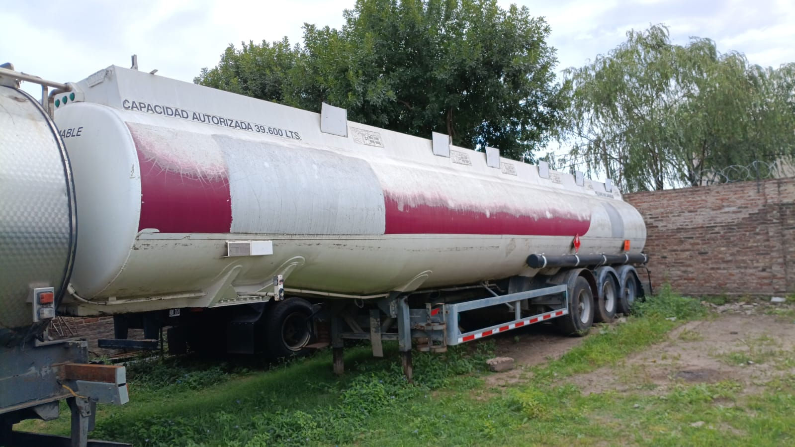 Semirremolque Cisterna de Aluminio - Año 1998 - Capacidad 39.000 Litros