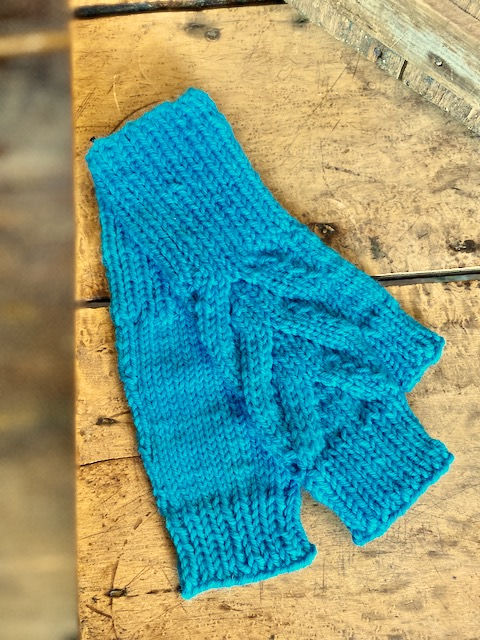 Thumbnail: Lace Leaf Fingerless Gloves