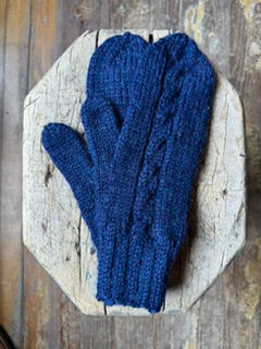 Thumbnail: Wander Mittens