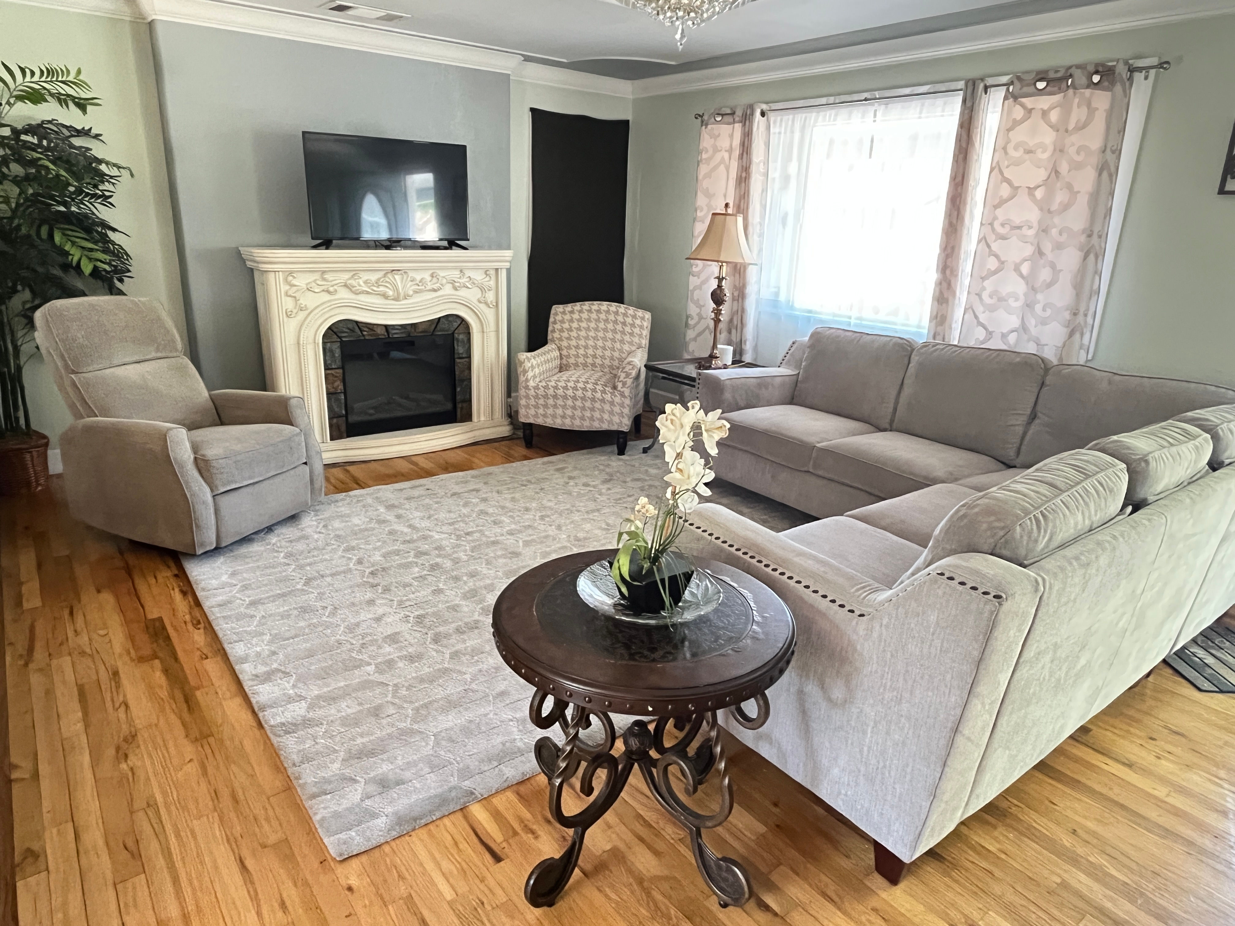 Derby House | 3 Bedroom 1 Bath