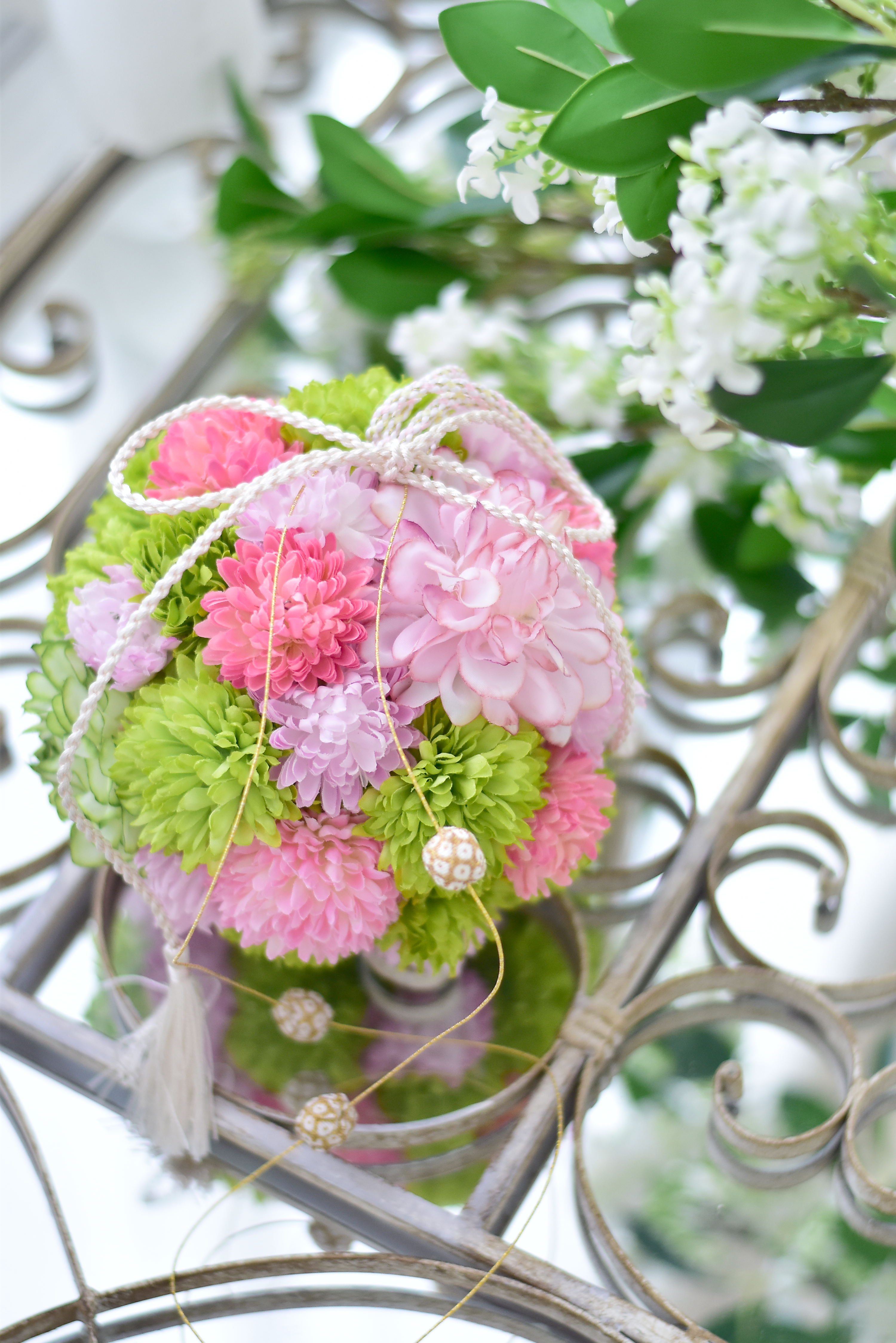 マムとダリアのボールブーケ