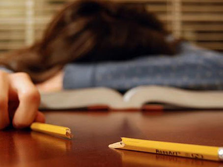 Coba Cara Ini Ketika Mood Turun Saat Mengerjakan Tugas