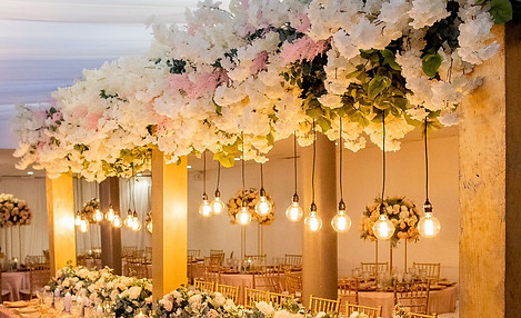 WEDDING FLORAL INSTALLATION