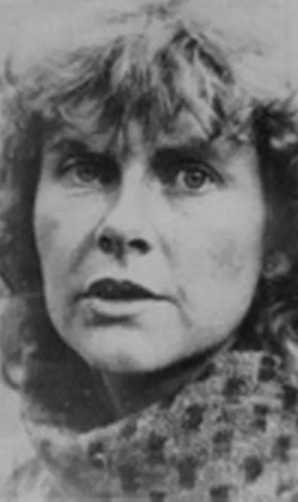 Curiosity Crime and Cocktail Time, Janey Maddocks, Railway Murder, Woman Murder on Train, Body on Train Tracks