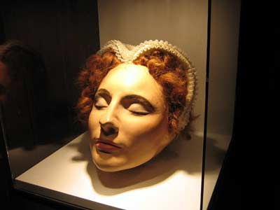 curiosity crime and cocktail time, death masks, Mary Queen of Scots