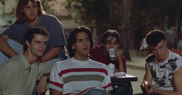 Jordi Mollà, Juan Diego Botto y Aitor Merino en Historias del Kronen (1995) Fuente: IMDb