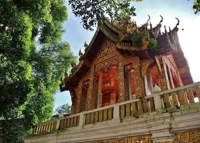 524217-small-temple-near-to-doi-suthep-chiang-mai-thailand.webp