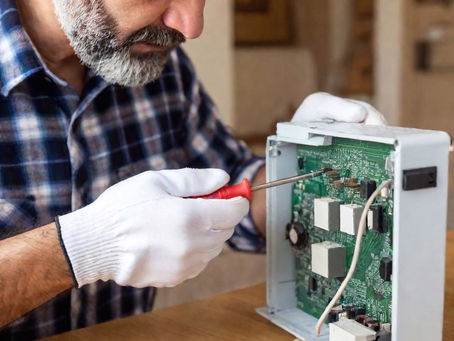 Safeguarding Your Home with Expert Smoke Detector Installation