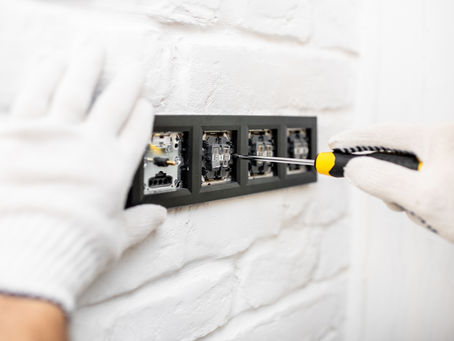 Commercial Electrician in Havertown PA: 24/7 Emergency and Energy Saving Expertise in 2025
