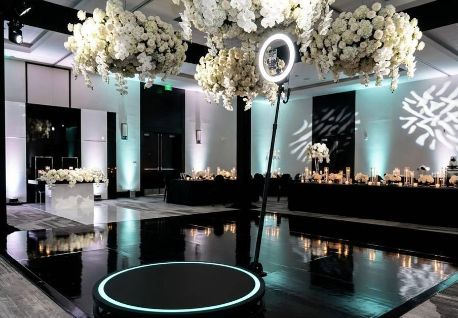 360 photo booth integrated into an elegant wedding reception