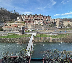 Elgoibar. Centro y ascensor a cota 0