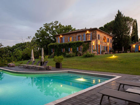 Wonderful property with panoramic views | Lucignano