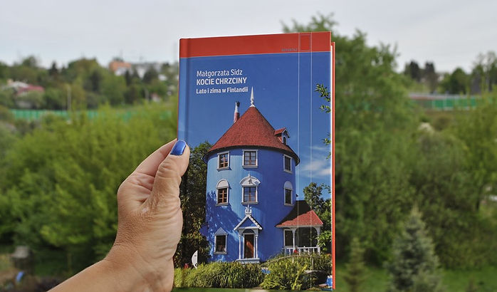 Realia Finlandii latem i zimą
Recenzja książki Małgorzaty Sidz ,,Kocie chrzciny. Lato i zima w Finlandii”