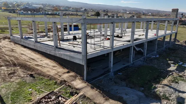 ინდუსტრიული მშენებლობა, სამშენებლო კომპანია, მშენებლობა