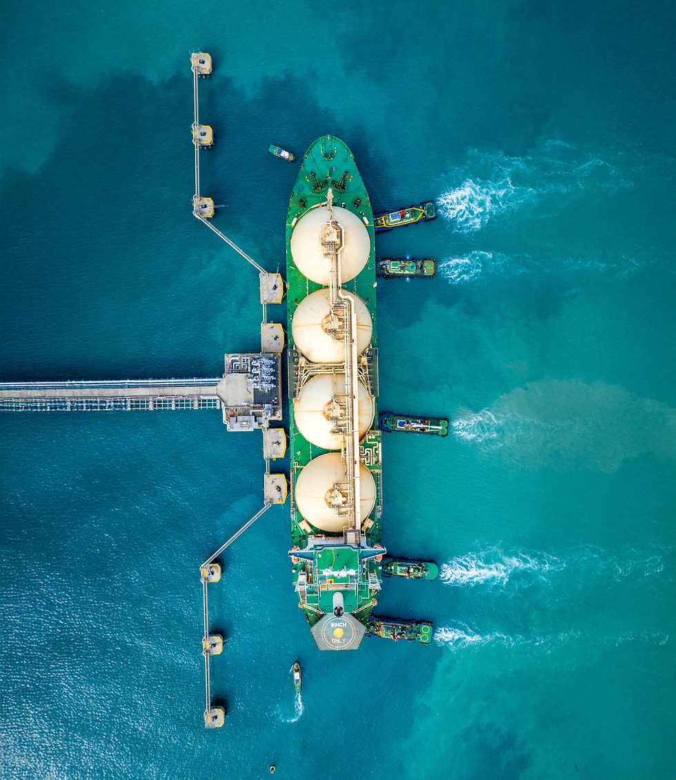 Edit_lng-liquefied-natural-gas-tanker-anchored-in-gas.jpg