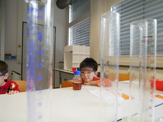 Mit über 400 Gästen ein wunderbarer Tag der offenen Tür mit Forschen und Experimentieren im KITZ.do - DANKE!