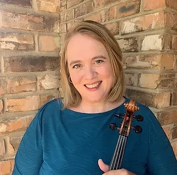 Jennifer Seagraves Headshot.webp