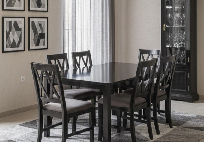 Mesa Texas 6S con Sillas San Francisco Nogal con Vitrina Curio - IA - 1.jpg