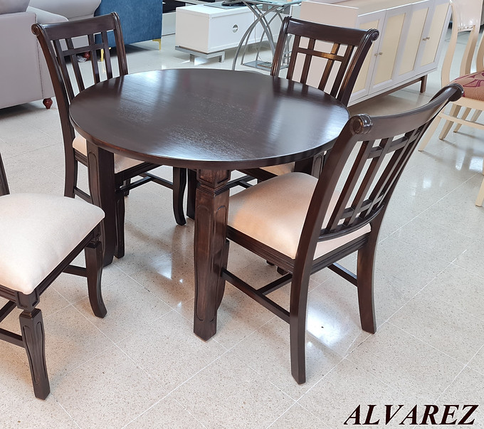 Mesa Niza R42 con Sillas Roma 2.jpg