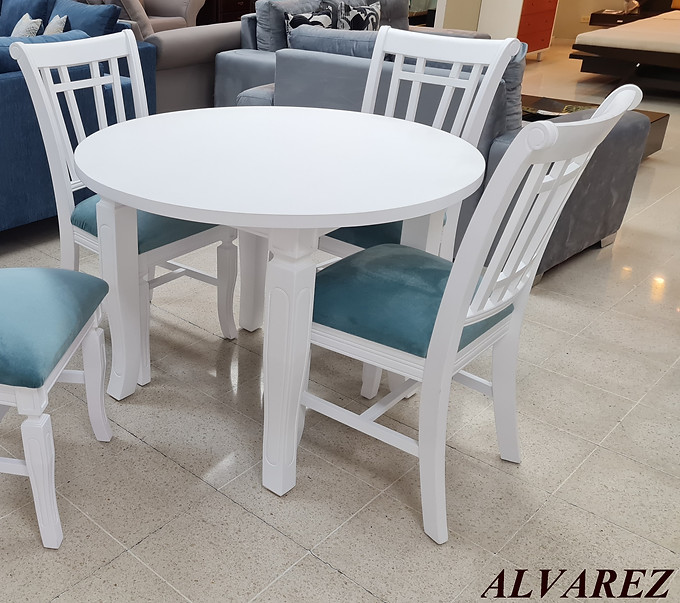 Mesa Niza R42 con Sillas Roma 3.jpg