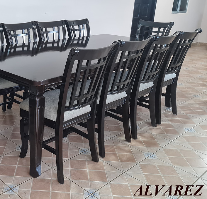 Mesa Niza 10S con Sillas Roma 1.jpg