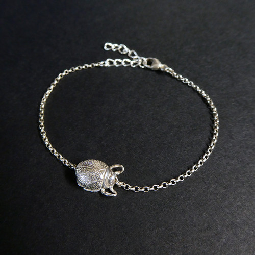 Bracelet En Argent Avec Scarabées Et Croix - 10 Grammes - Occasion
