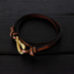 Bracelet cuir marron et crochet vermeil