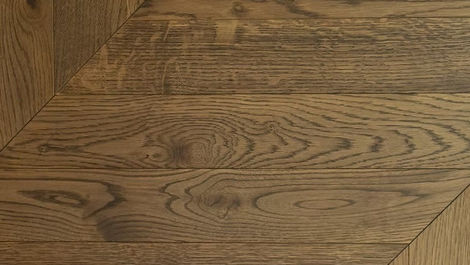 Exploring Smoked Chevron Flooring Options: The Benefits of Smoked Ambra Chevron Flooring