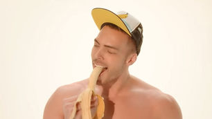 Hogy mihez lehet kezdeni egy banánnal?