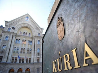 A Kúria döntése kizárná az egyenlőség melletti kiállást a közterekről