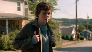 Árva, a lányokat szereti és még szuperereje is van