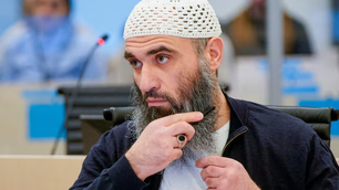 Fellebezett az Osló Pride idején melegbár előtt lövöldöző terrorista