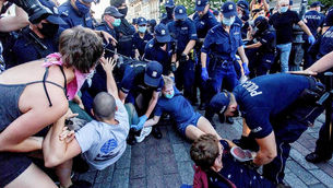 Demonstráció Budapesten a lengyel LMBT közösségért