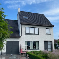 Na het kaleien in vlekken
