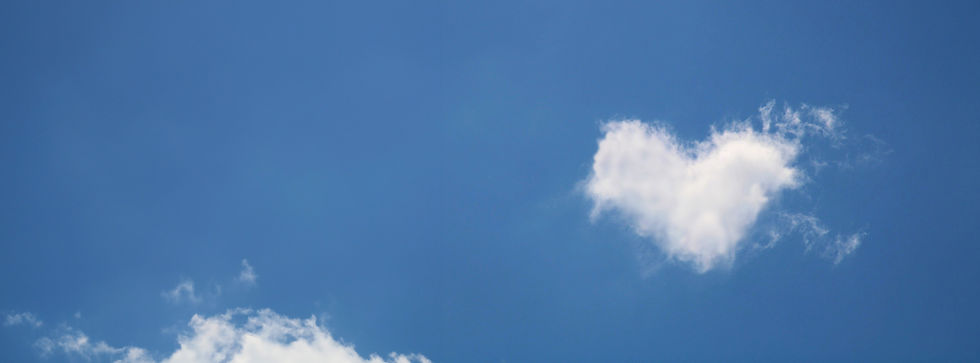 wolk in de vorm van een hart