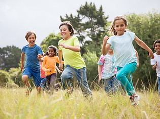 enfants jouant