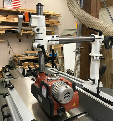 DS400 Power Feeder with Smart Stand