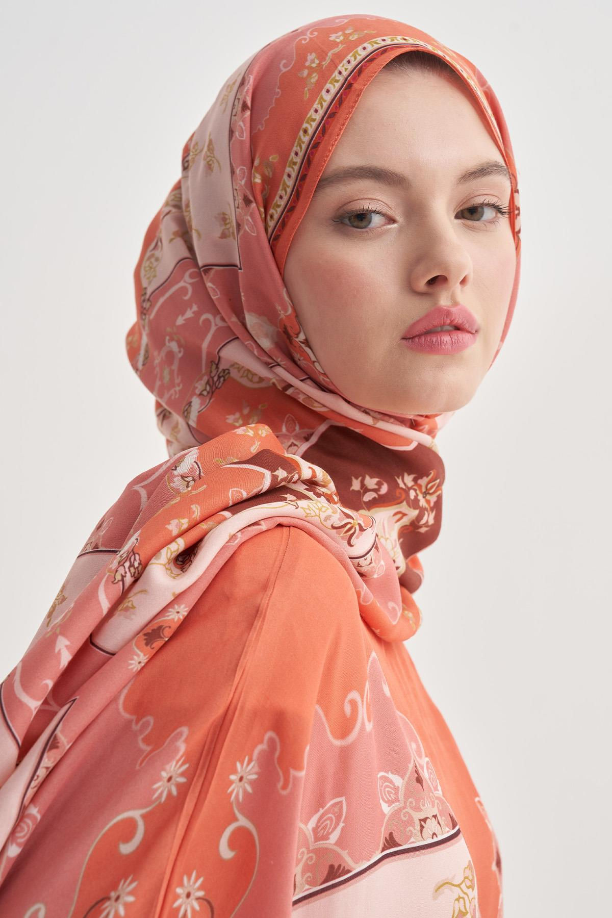 Maknesa Çiçekli Mercan Monogram Floş Şal