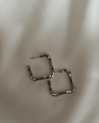 Argollas cuadradas Grecci Brand