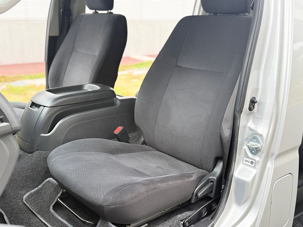 サムネイル： 【総額】 ハイエースバン スーパーGL ディーゼル 2.8 4WD 寒冷地仕様 ナビ バックモニター ETC2.0 車検令和9年5月【オートローン有】