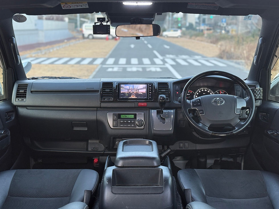 サムネイル： 【総額】 ハイエースバン スーパーGL ダークプライム2 両側パワースライドドア ナビ TV Bモニター ETC 車検令和9年1月【オートローン有】