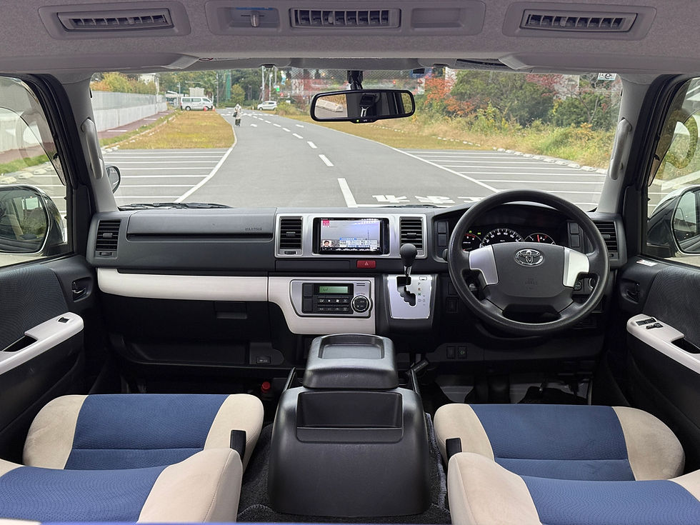 サムネイル： 【総額】ハイエースバン 2.8 スーパーGL 50周年 リラクベース ディーゼル 4WD 寒冷地仕様 両側パワースライドドア【オートローン最大120回】