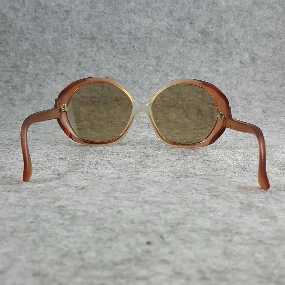 Küçük resim: Fransa Üretimi Vintage Kadın Güneş Gözlüğü - 1970's