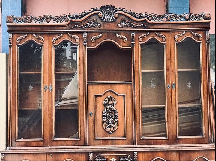 Küçük resim: Fransa Menşeili El Yapımı Ahşap Oyma Antika/Vintage Vitrin Konsol - 1960/70'