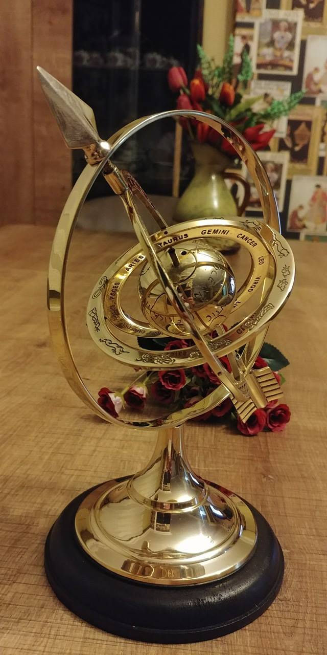 Küçük resim: Pirinç malzemeden Horoskop